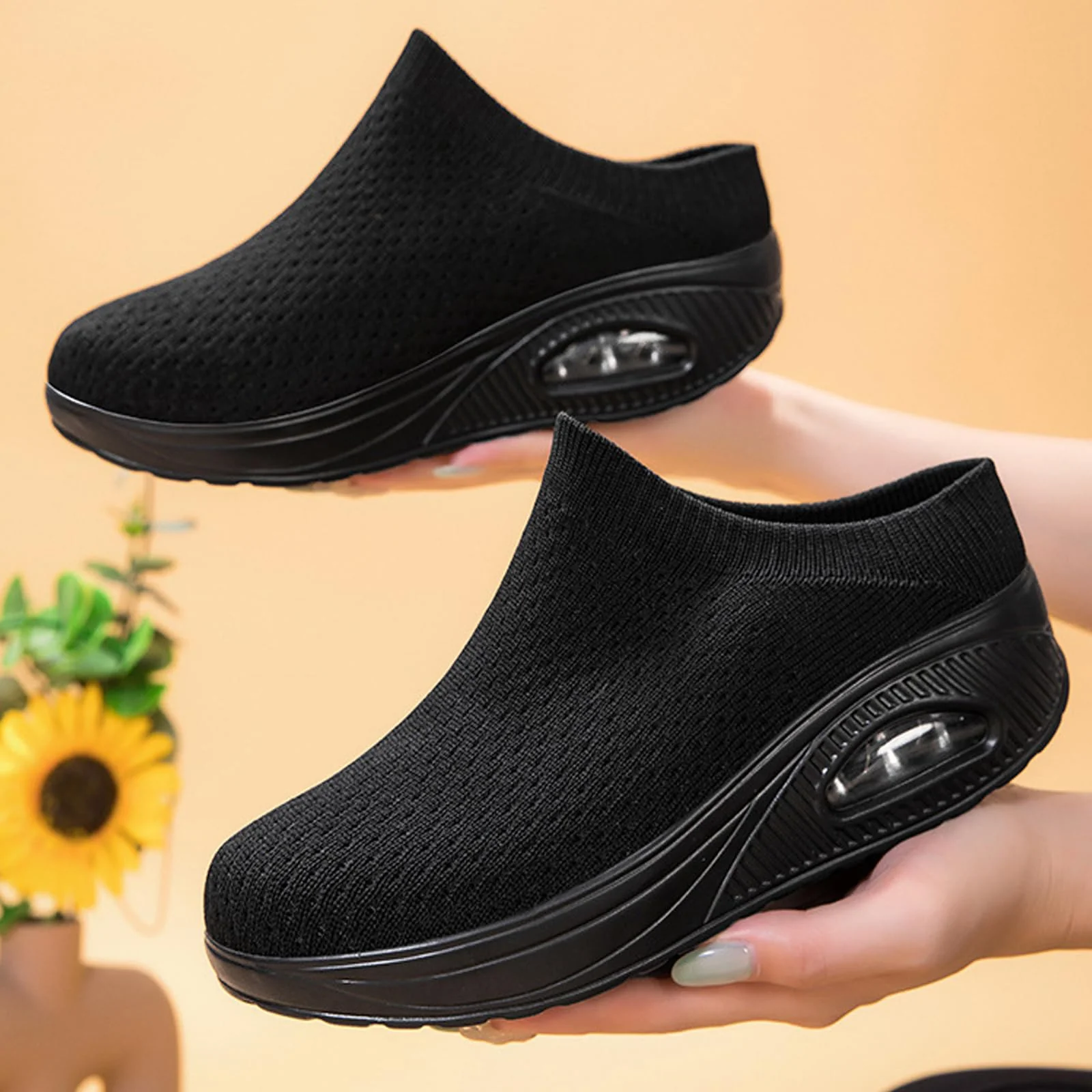 NELSBREX black knit slip-on mule photo 3