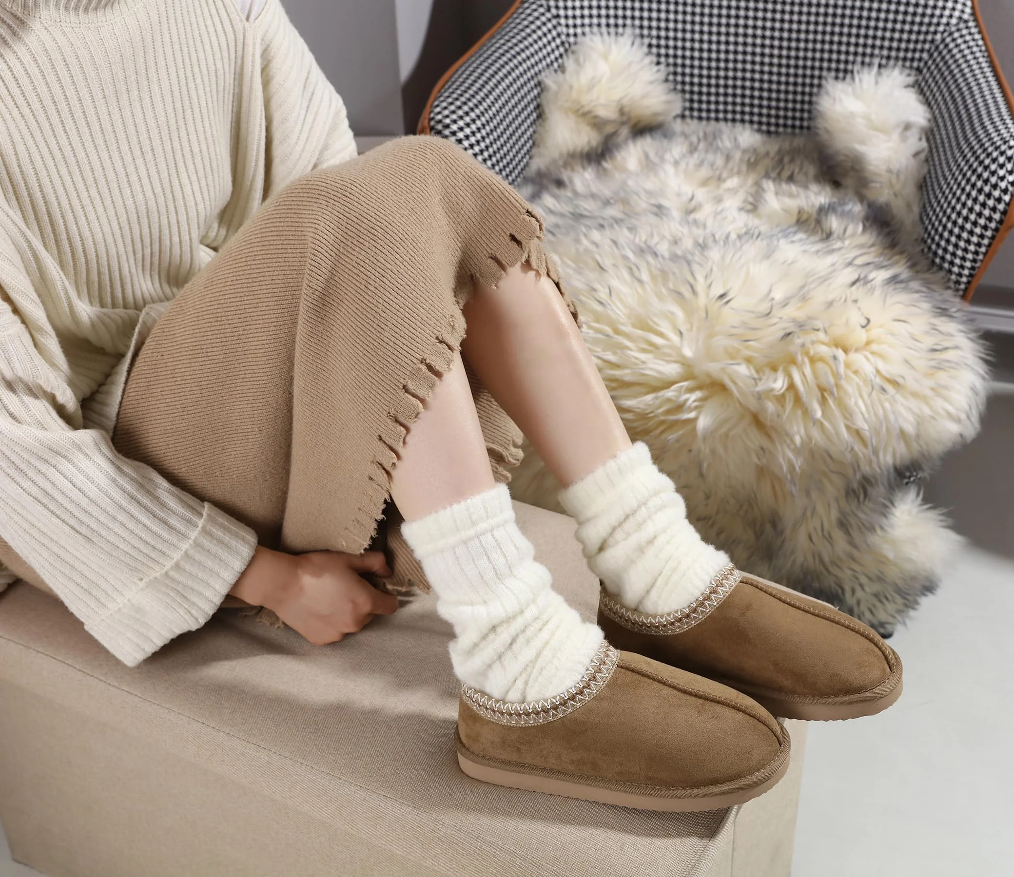 SMajong beige fur-lined slipper photo 2